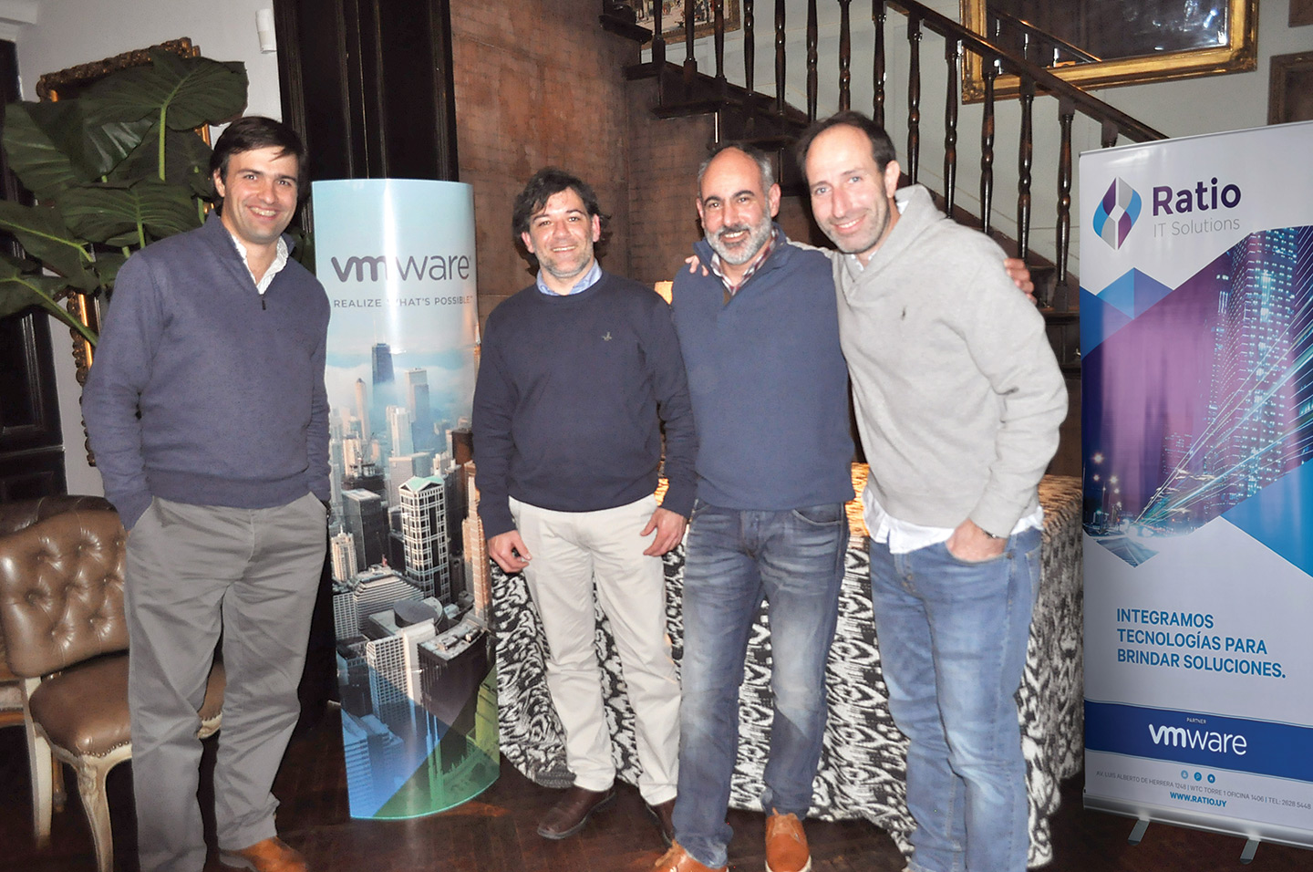 Imagen de portada: Ratio y VMware celebraron exclusivo after office
